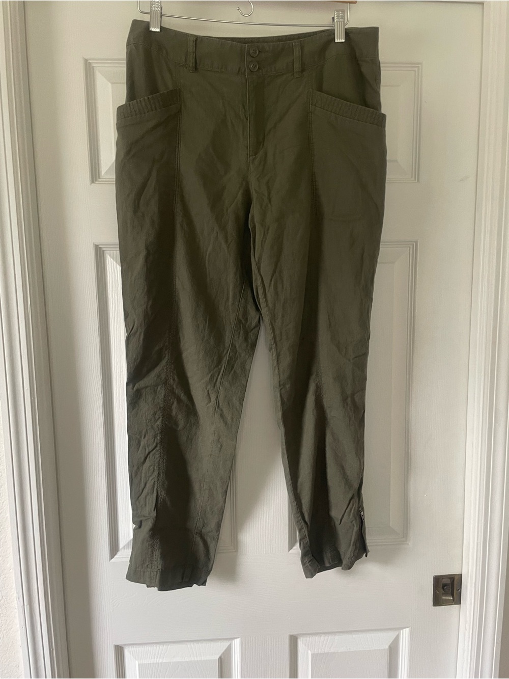 Women Linen blend INC International Concepts Olive Cargo Pants 10 coastal beach